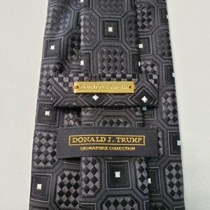Donald Trump tie.